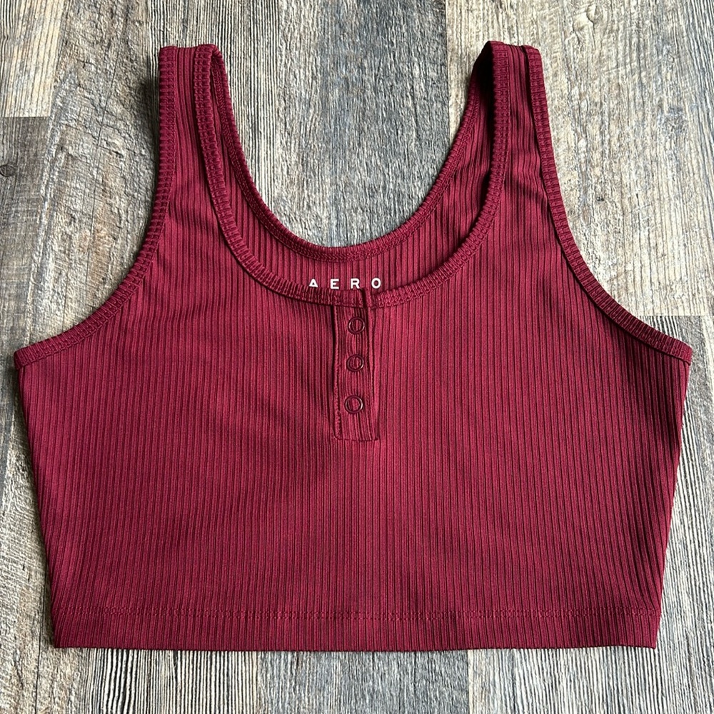 Aero Women’s Crop Top Medium Burgundy Red Tank